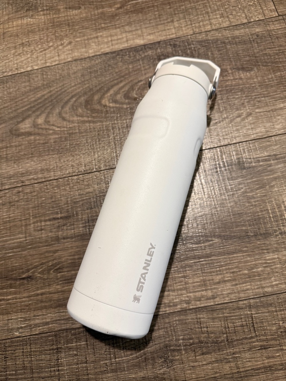 Stanley White Insulated Stainless Steel Bottle with Flip Cap 36oz